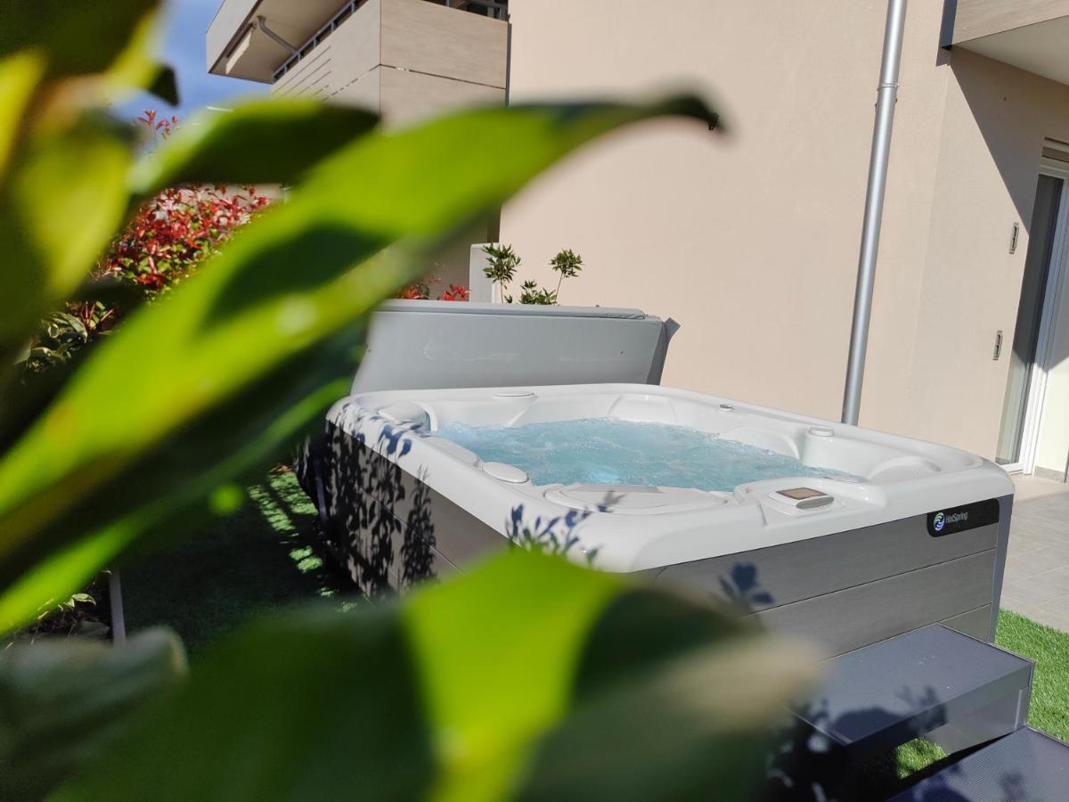 San Giorgio Design Home Con Jacuzzi Privata Colà Dış mekan fotoğraf